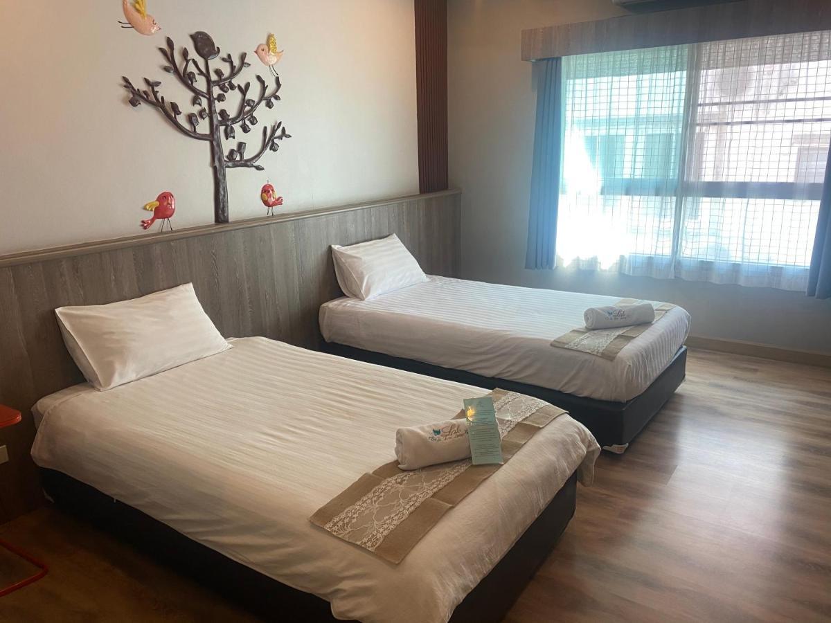 Hotel Le Lerts Living Khon Kaen Exteriör bild
