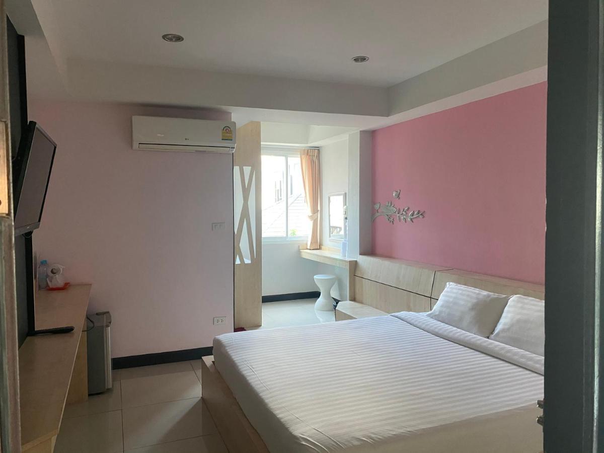 Hotel Le Lerts Living Khon Kaen Exteriör bild