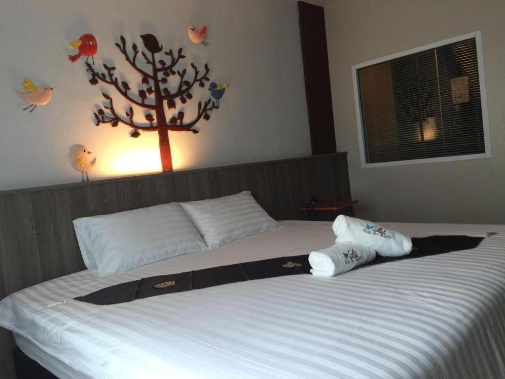 Hotel Le Lerts Living Khon Kaen Exteriör bild