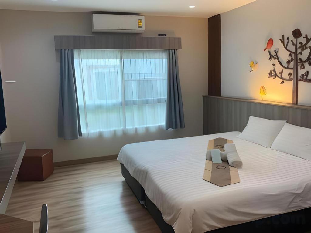 Hotel Le Lerts Living Khon Kaen Exteriör bild