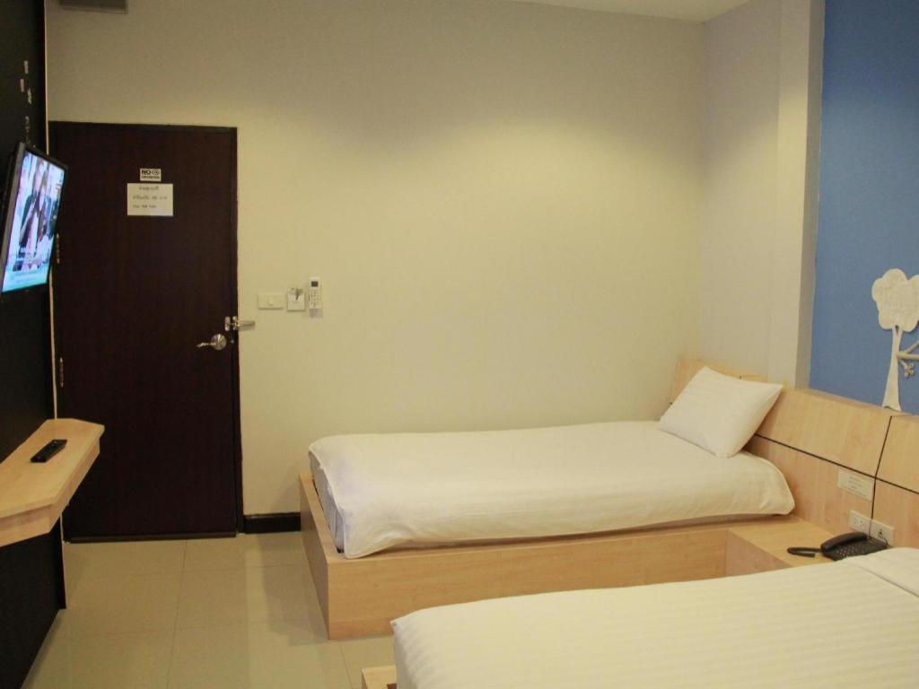Hotel Le Lerts Living Khon Kaen Exteriör bild