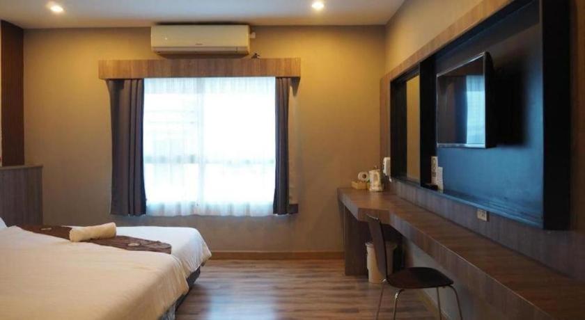 Hotel Le Lerts Living Khon Kaen Exteriör bild