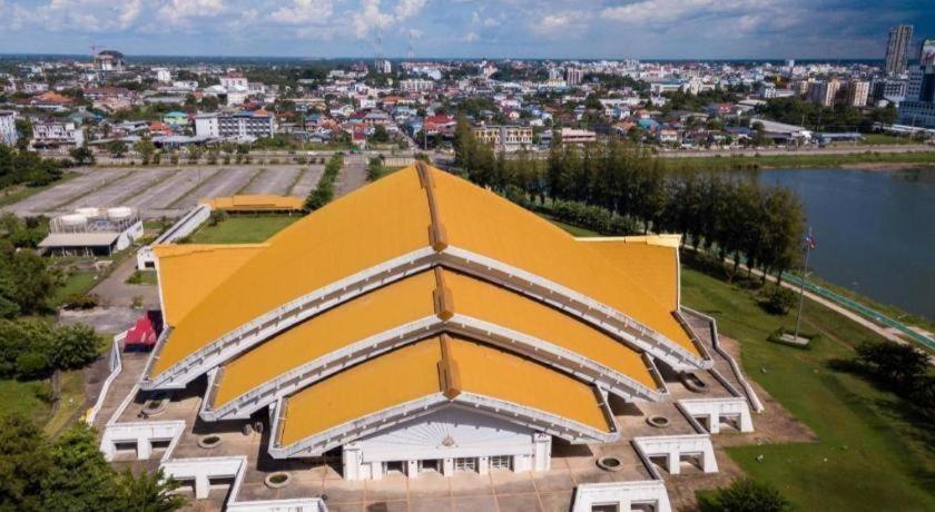 Hotel Le Lerts Living Khon Kaen Exteriör bild