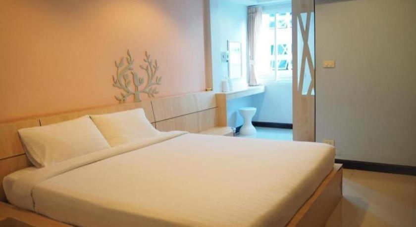 Hotel Le Lerts Living Khon Kaen Exteriör bild