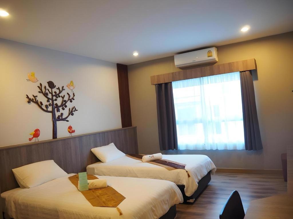Hotel Le Lerts Living Khon Kaen Exteriör bild