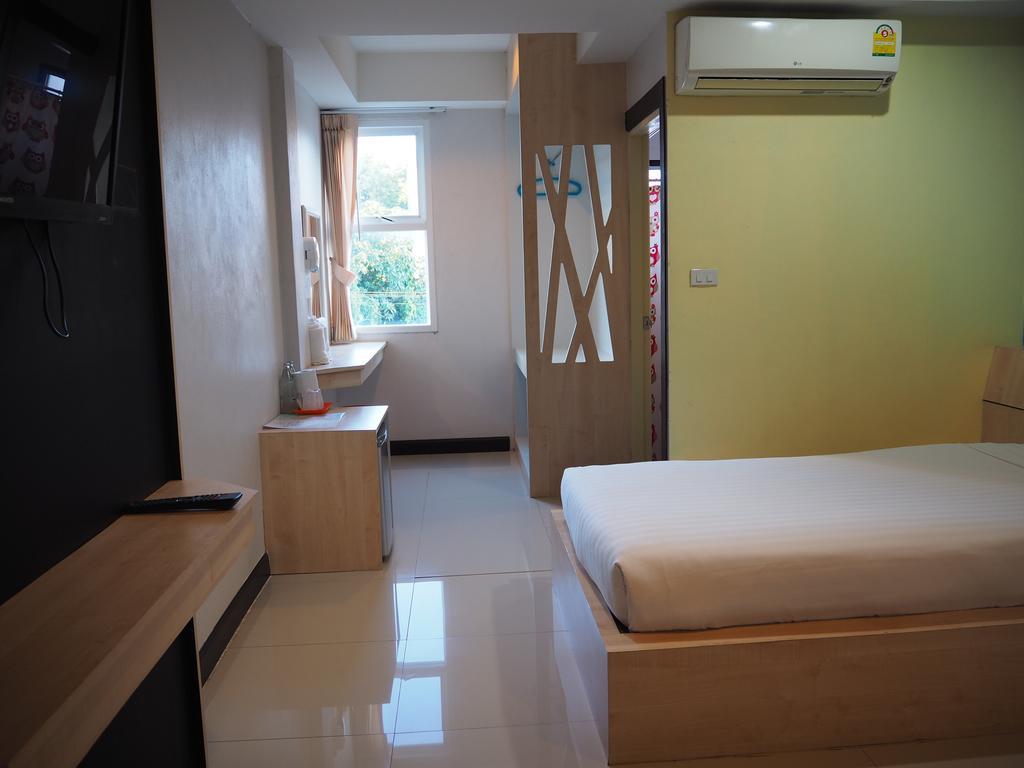 Hotel Le Lerts Living Khon Kaen Exteriör bild