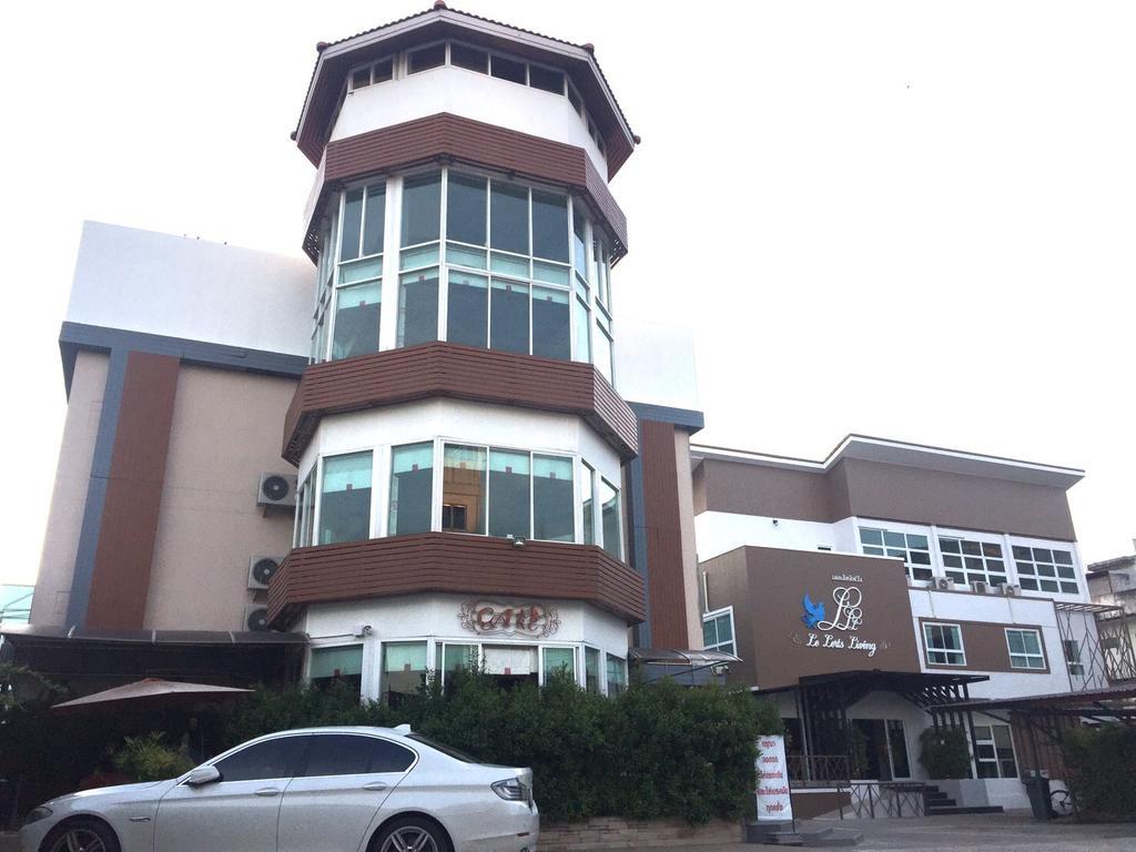 Hotel Le Lerts Living Khon Kaen Exteriör bild